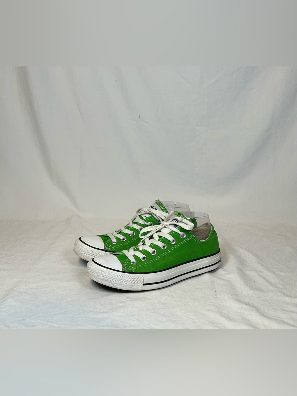Converse All Star Green Canvas Low Top Chuck Taylor Sneakers~M-6/W-8~